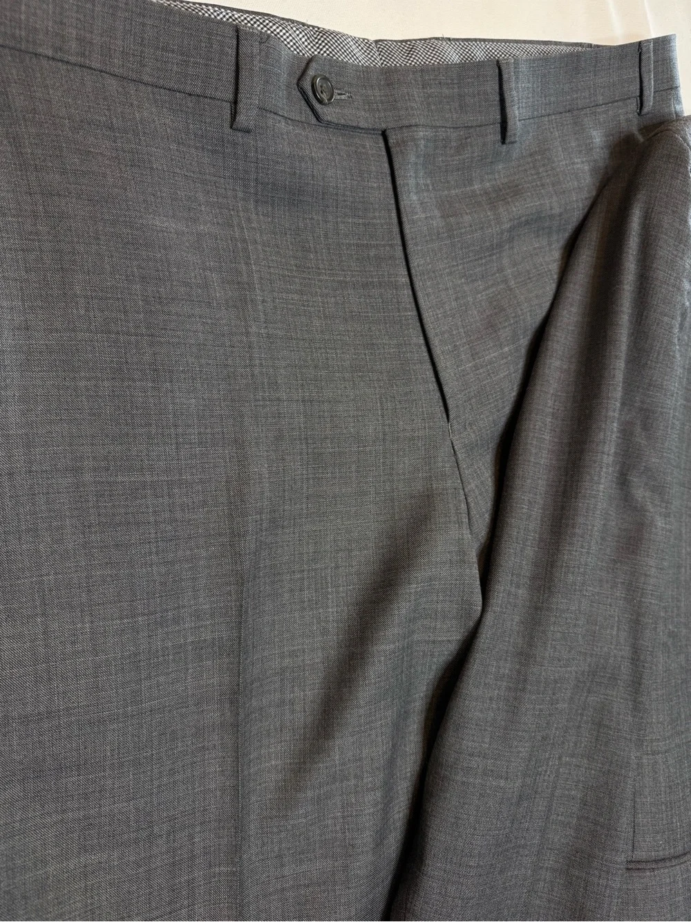 Chaps men’s wool blend suit gray 2-piece size 48R, pants 40x32, 2 button